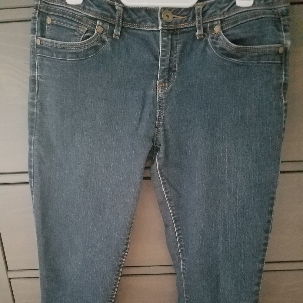 Simply Vera Wang cropped denim